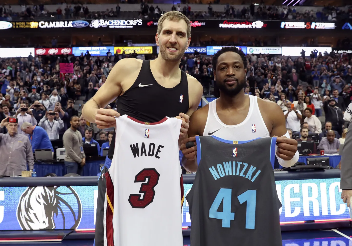 Dirks Novickis un Dveins Veids