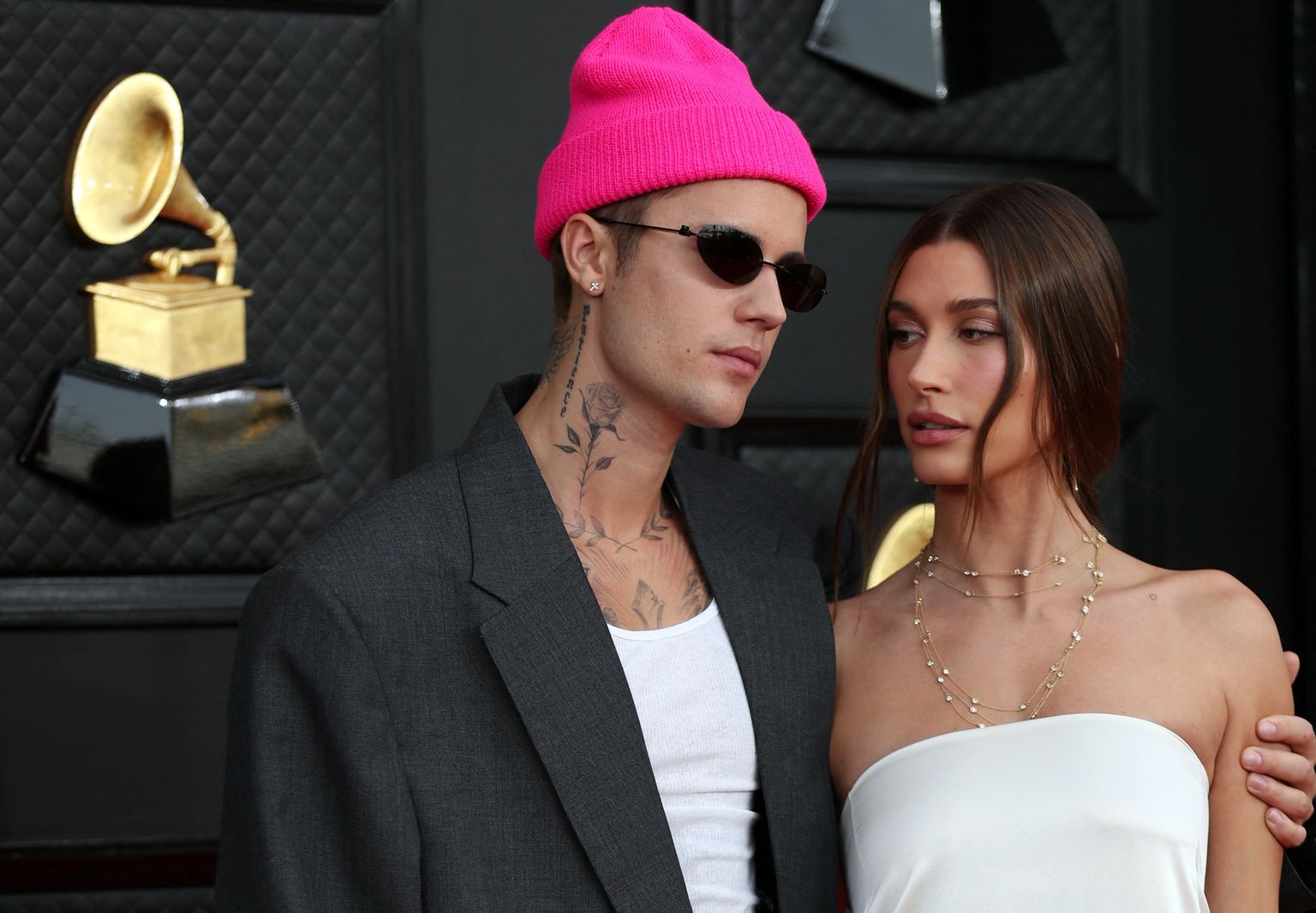 Justin Bieber ja Hailey Bieber.