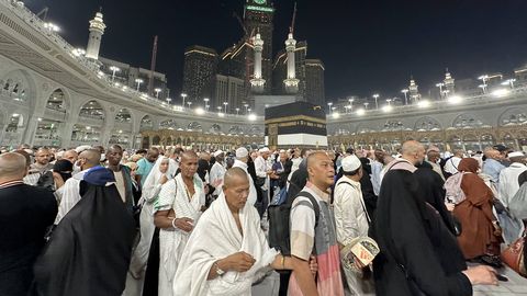 Moslemite palverännakul on kuuma tõttu surnud üle tuhande inimese