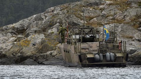 Эксперты: у берегов Швеции замечена загадочная иностранная подлодка