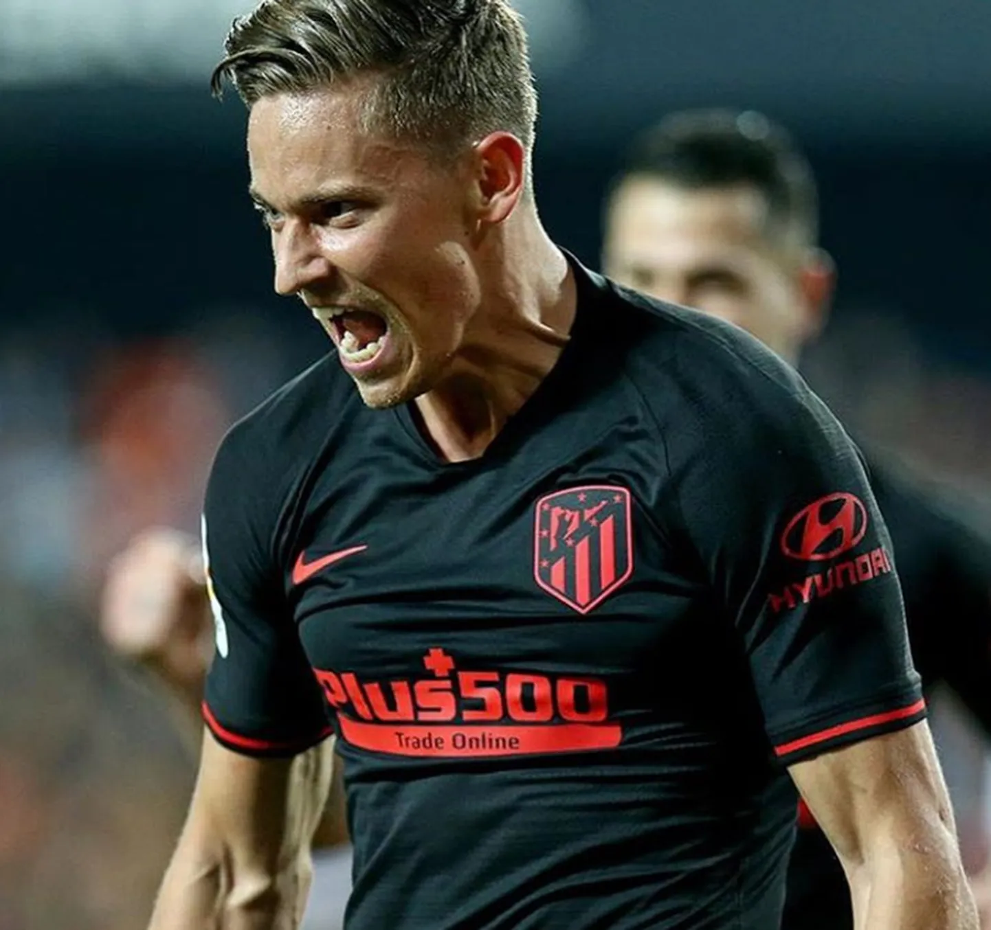 Madridi Atletico pallur Marcos Llorente.