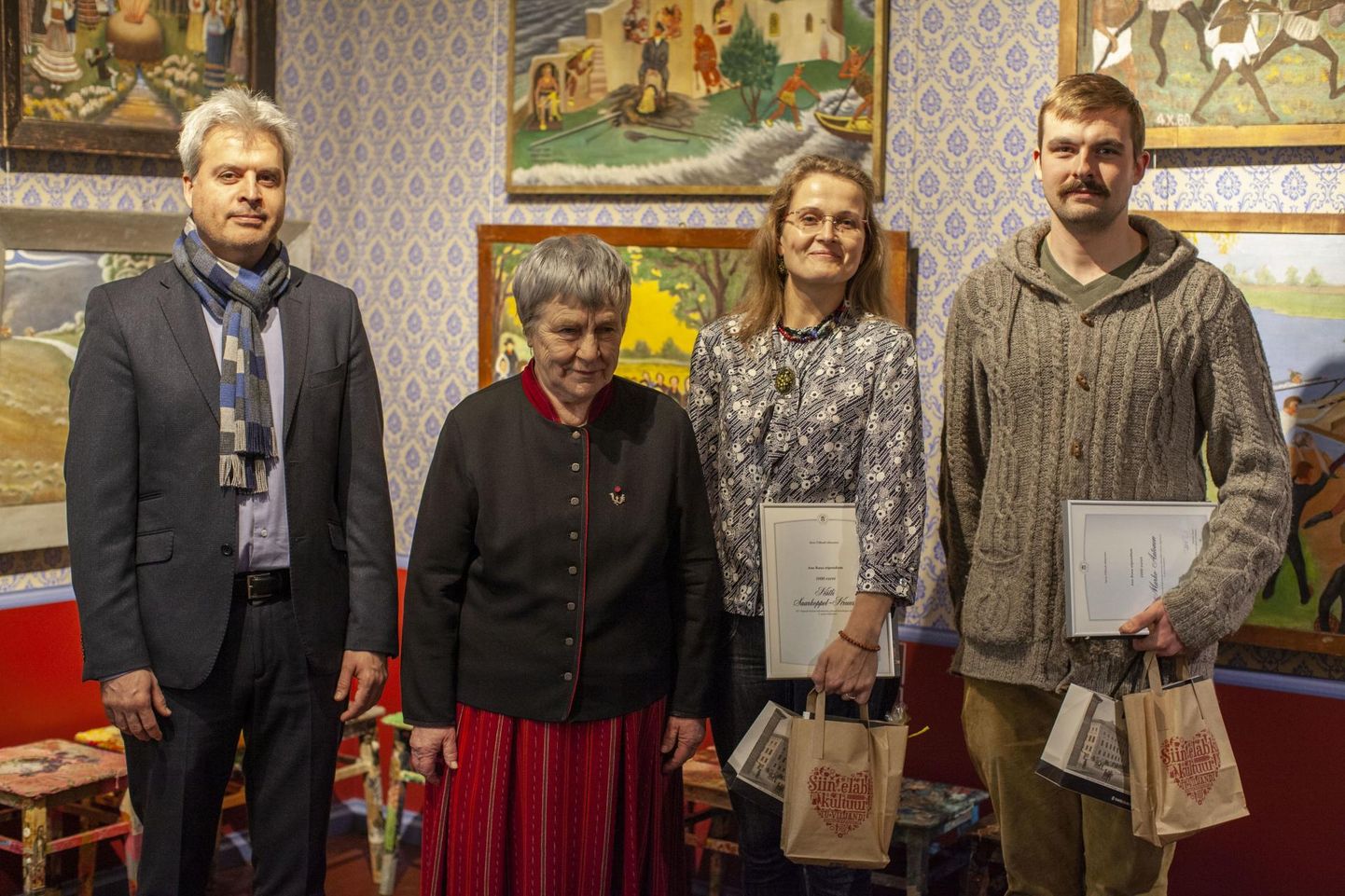 Vasakult: Viljandi kultuuriakadeemia direktor Iñaki Sandoval, Anu Raud, Kätli Saarkoppel-Kruuser ja Marko Aatonen