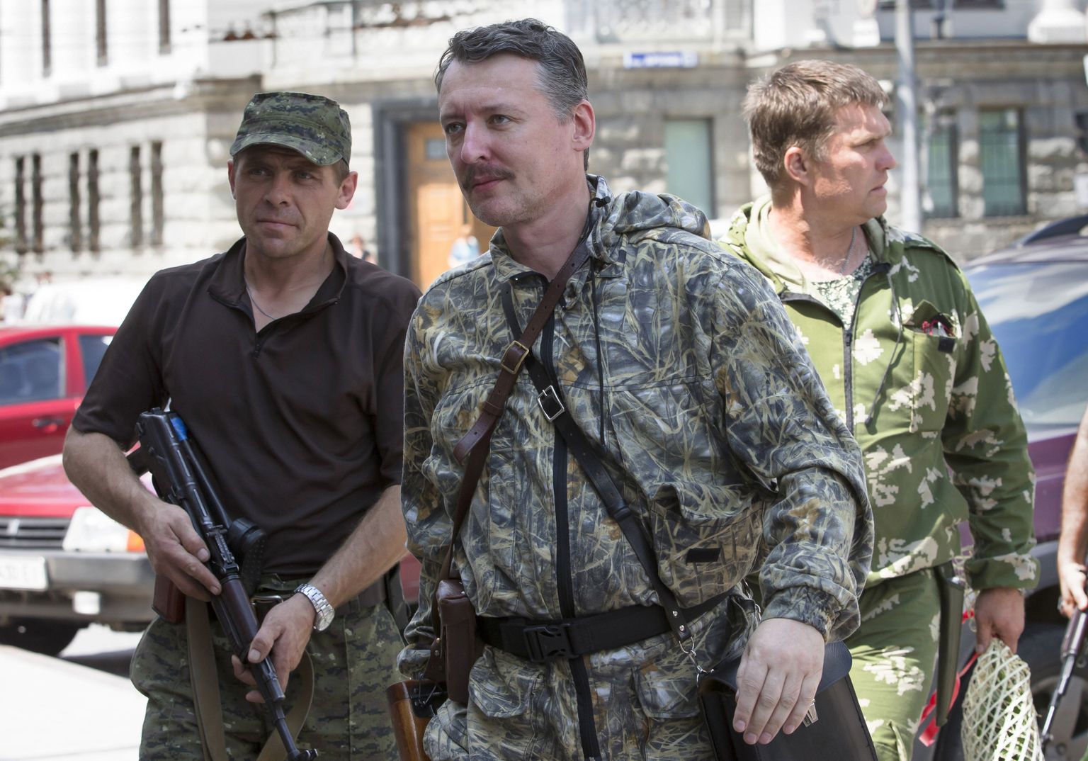 Igor «Strelkov» Girkin (keskel) 2014. aastal Donetskis