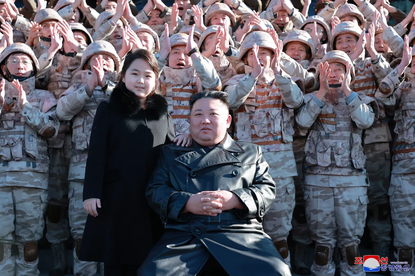 Kim Jong-un tütrega.