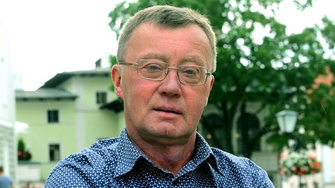 VAMBOLA PAAVO ⟩ Unustatud ajalugu