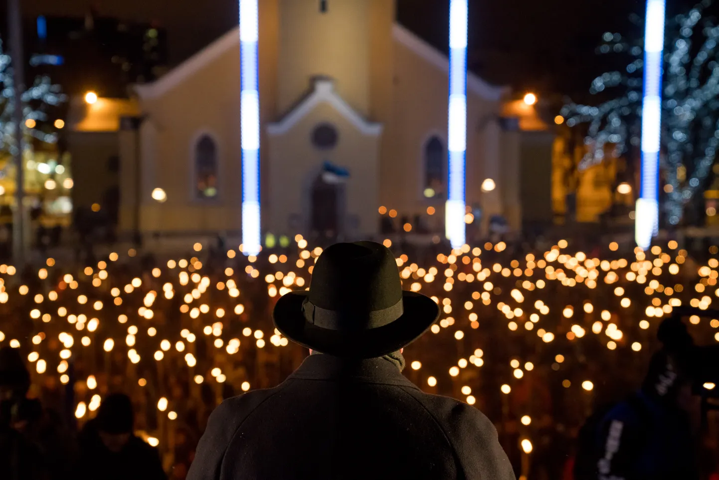 Tallinn. 24FEB18. EKRE tõrvikurongkäik ja Mart Helme aastapäevakõne Vabaduse väljakul. Foto: Erik Prozes, Eesti Meedia