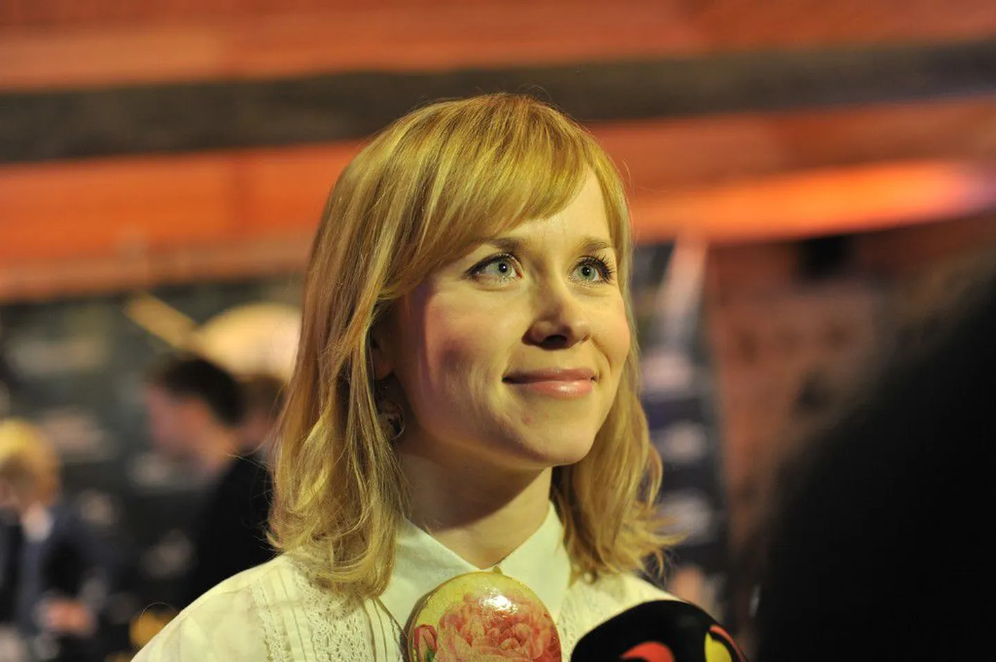 Kuldne Plaat 2010 6. aprillil Eesti Vabaõhumuuseumis - laulev näitleja Evelin Pang