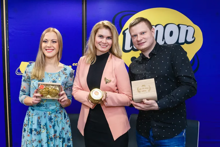 Света Карабут, Юлия Волкова и Эдгар Гергель