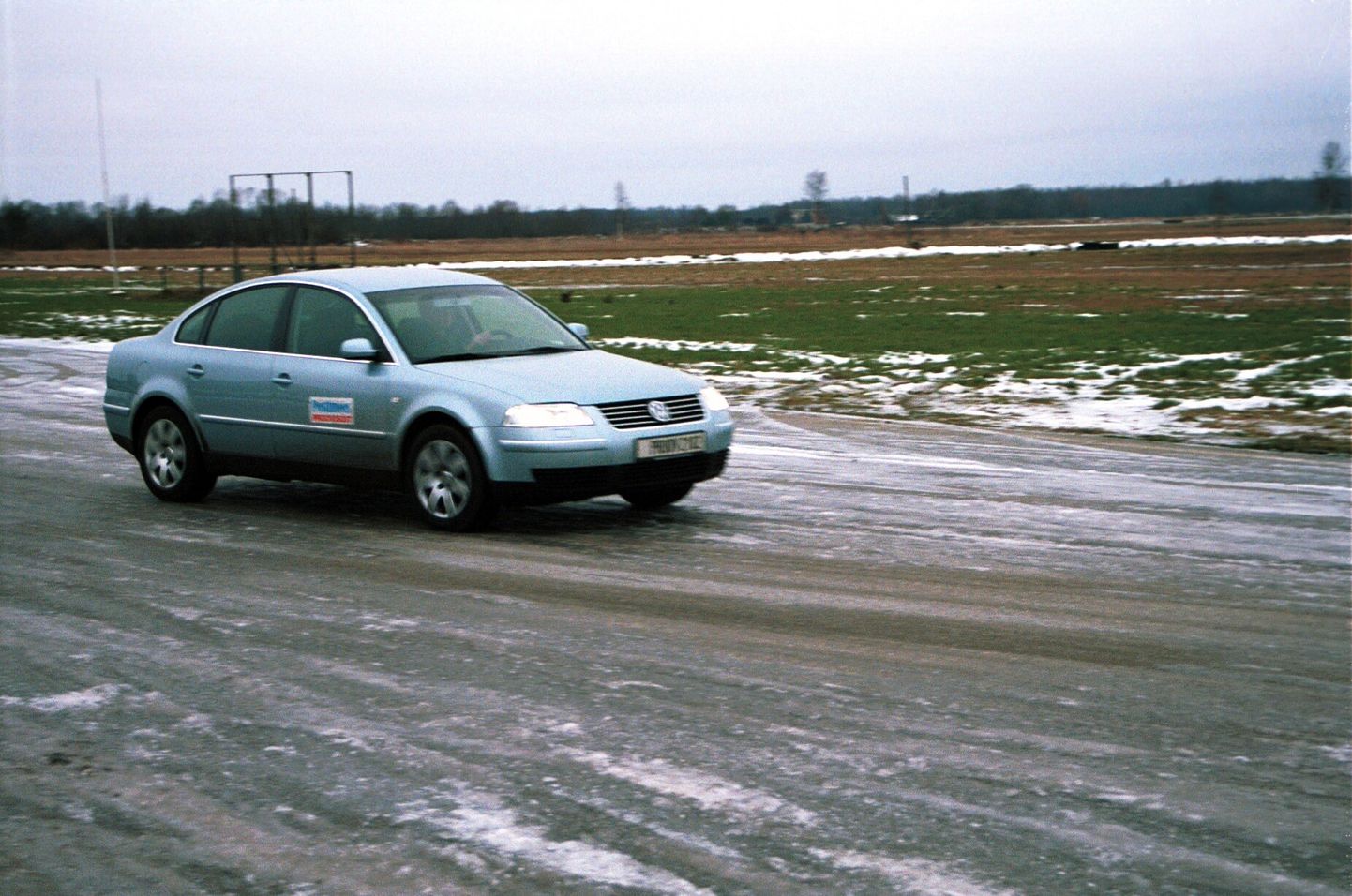 Postimehe proovisõit Volkswagen Passatiga 2001. aastal