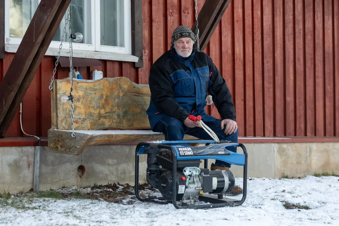 Juhe pistikusse ja generaator käima, ütleb Hando Kuntro, kellel pole jõuallikat elektri saamiseks veel vaja läinud.