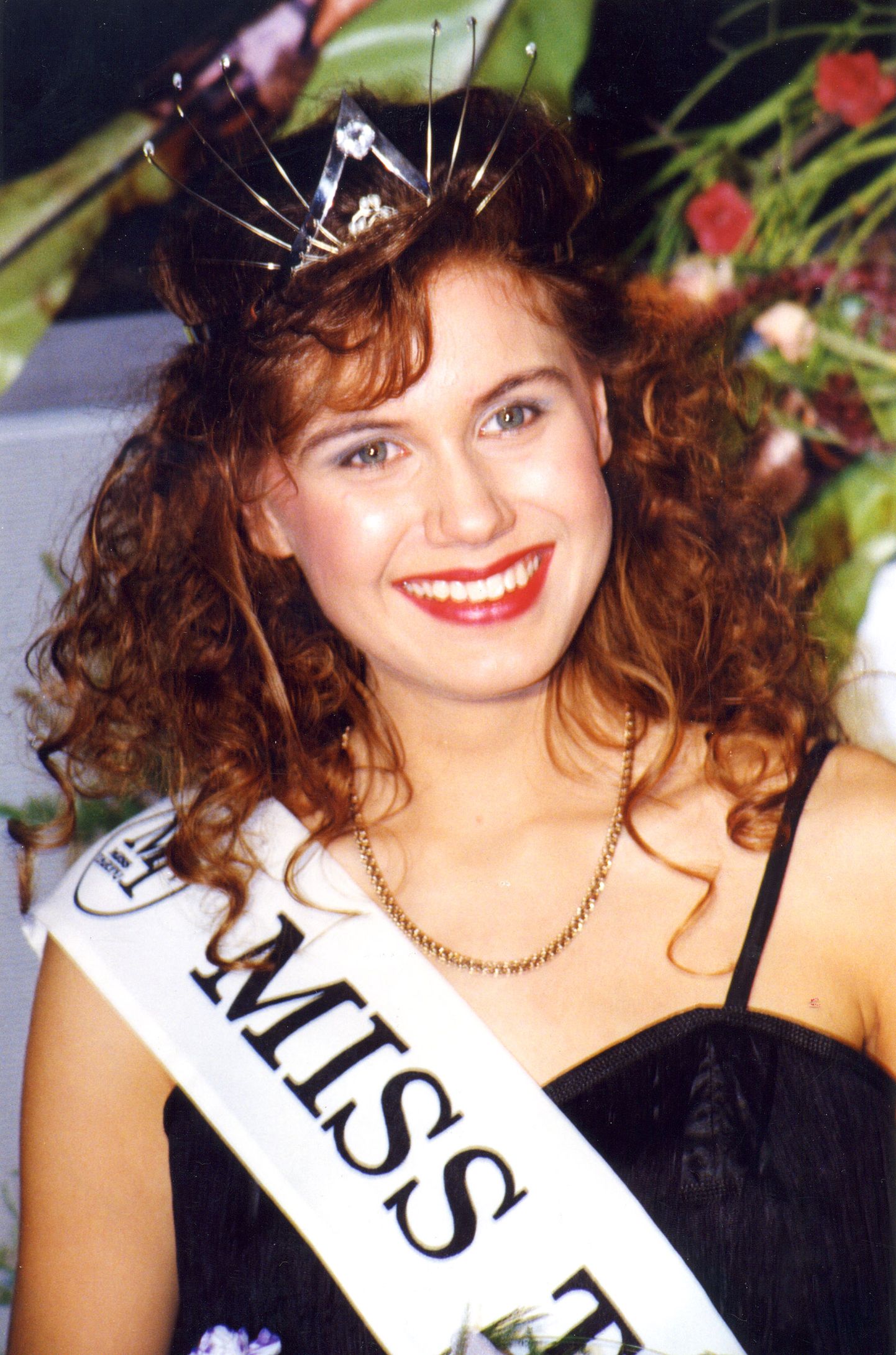 Miss Tartu '95. Pildil Miss Tartu '95 Kadri Must. 12. detsember 1994.
Foto digitaliseeritud 13. oktoobril 2009.
Foto: Ain Protsin/Postimees.