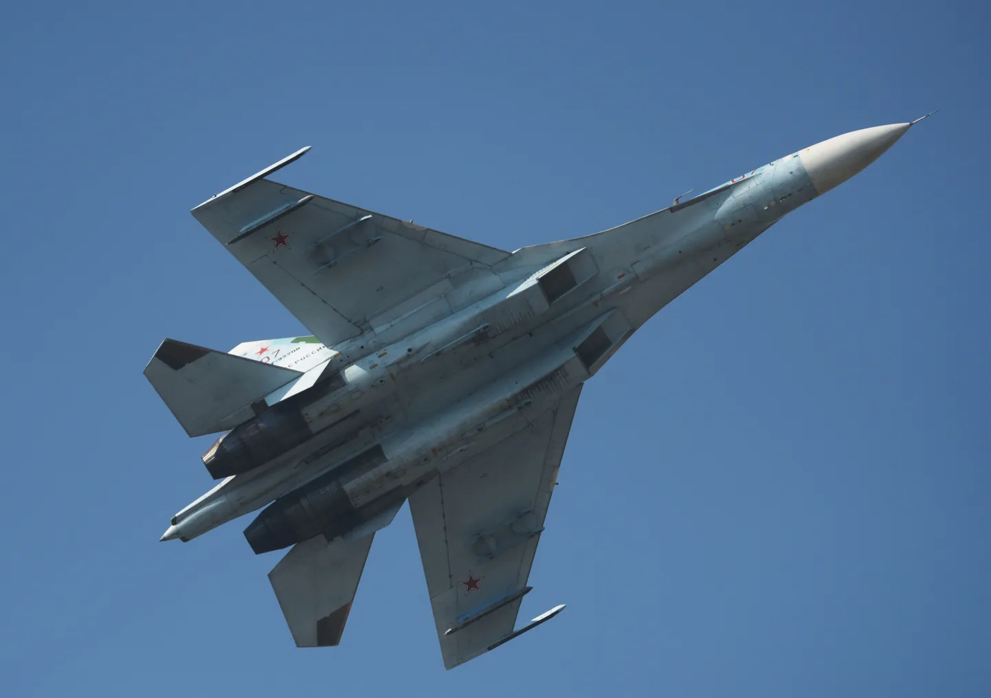 Hävitaja Su-27.
