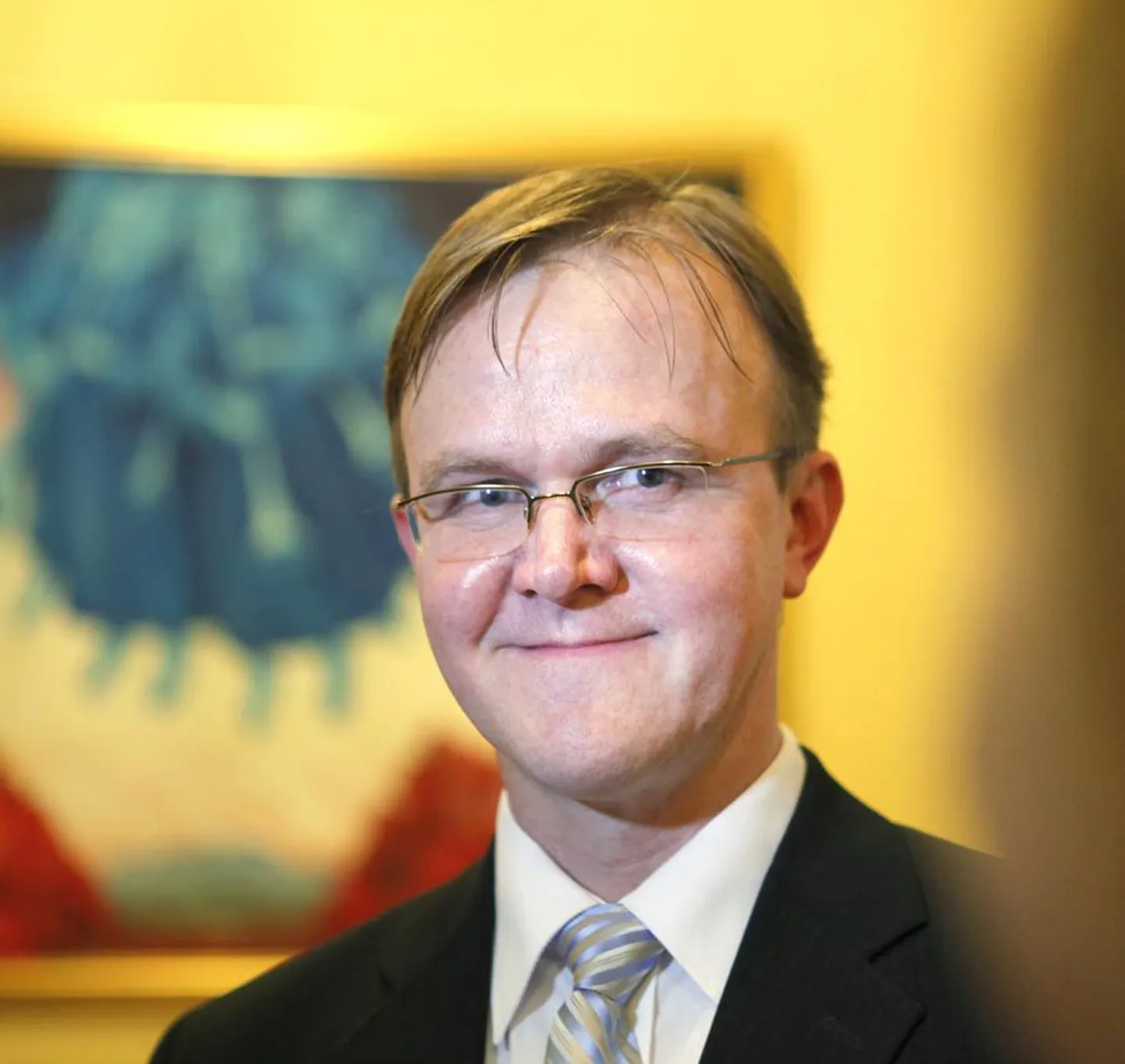 Andres Siitan kurdab, et ERSO juhina ei õnnestunud tal kultuuriminister Laine Jänesega suhelda, Jänes aga heidab Siitanile ette suutmatust lahendada ERSO eelarveprobleeme, samuti juhtimisvigu.