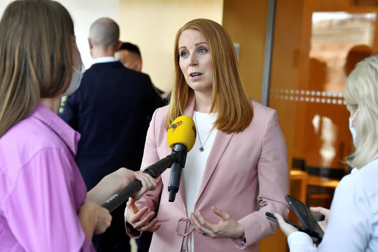 Keskpartei esimees Annie Lööf eelmisel nädalal pärast seda, kui parlament avaldas umbusaldust sotsiaaldemokraatide ja roheliste vähemusvalitsusele, mille toetuserakonnaks tema tsentristlik partei oli.