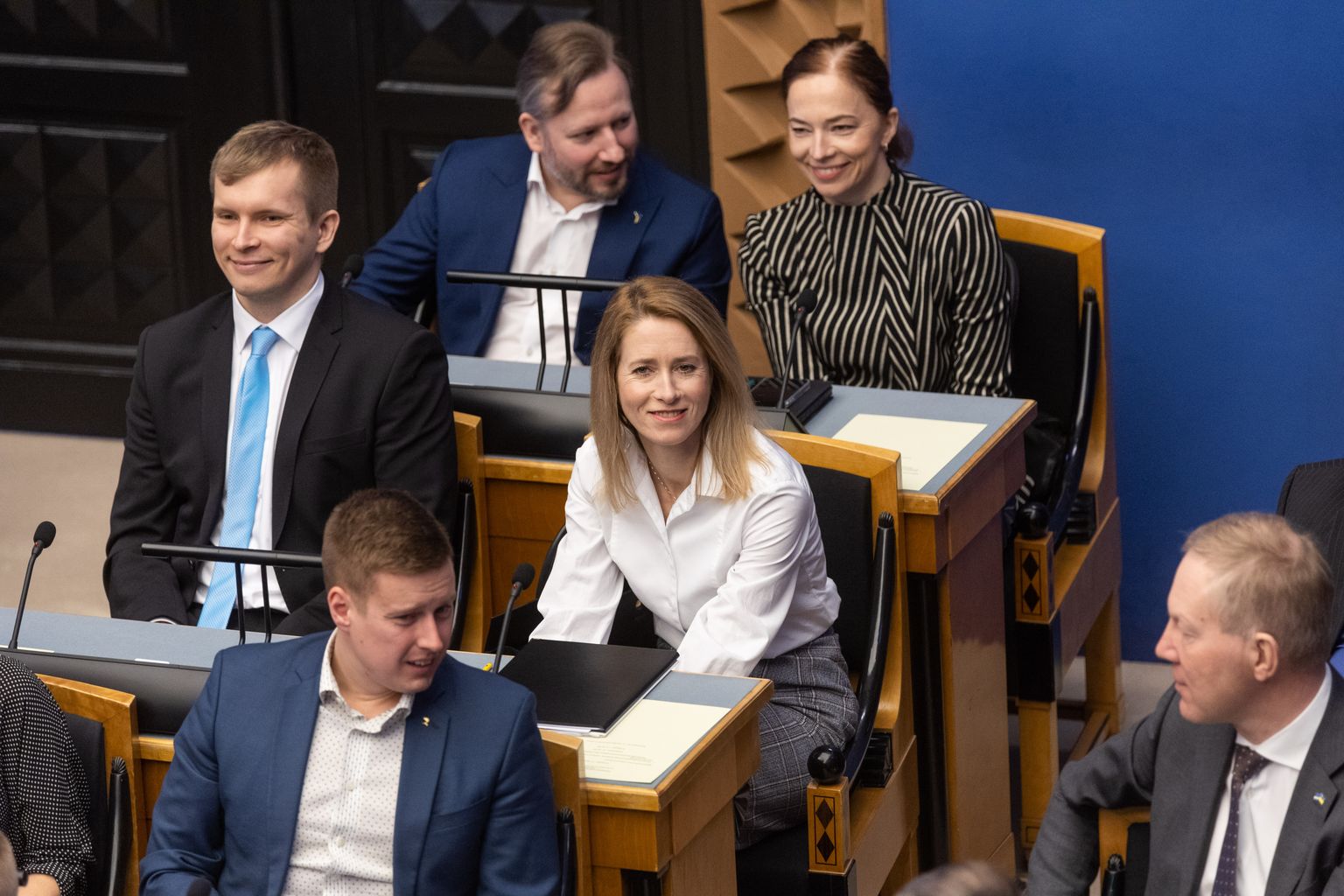 Prime minister candidate Kaja Kallas (dresses in white) in parliament.
