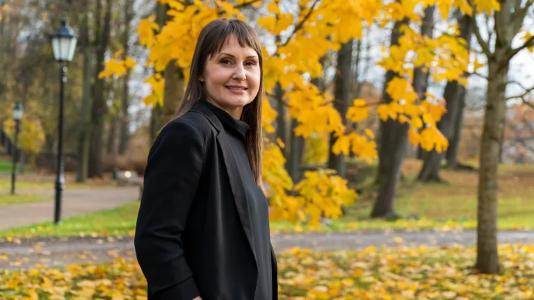 Teadustöö populariseerija ja avalikkuse kaasajana tuntud Tartu Ülikooli ühiskonnateaduste instituudi ajakirjandusuuringute kaasprofessor dr Marju Himma.