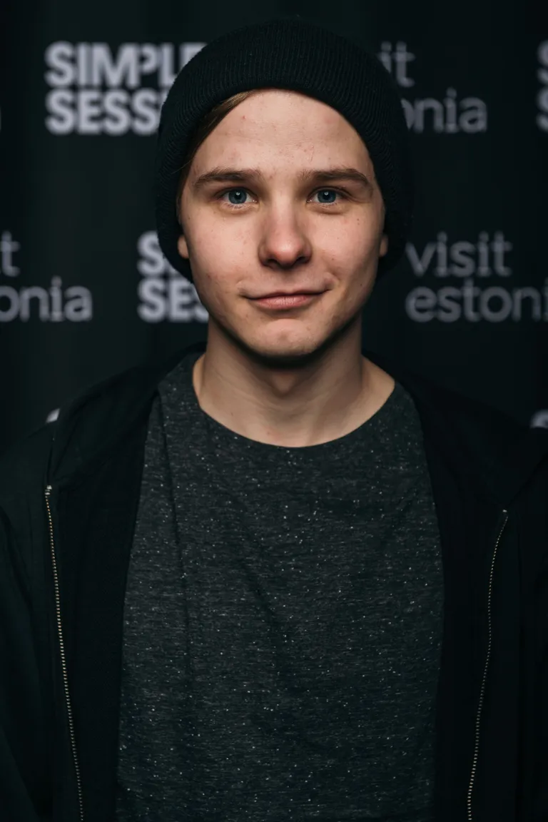 BMX-freestyler Sander Saard on meie teejuhiks, jagab BMXi baasteadmisi ja hoiab oma nakatava optimismiga meeleolu üleval.