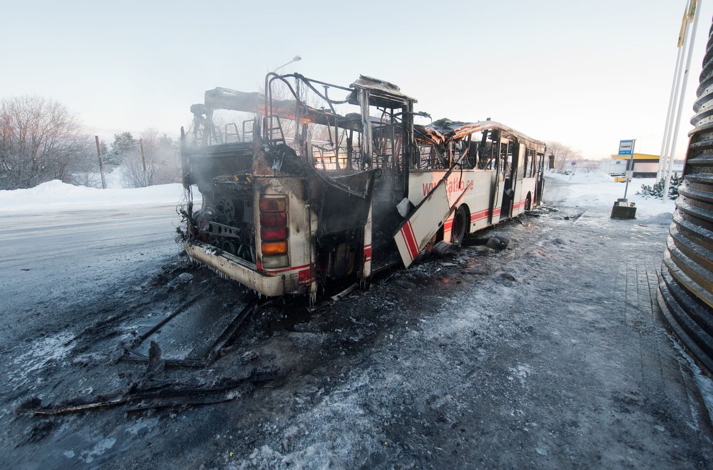 18. jaanuaril süttis Sauel põlema reisijaid vedanud Harjumaa Liinide liinibuss.