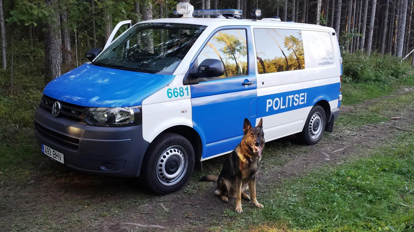 Jõgeva politsei teenistuskoer Penti.