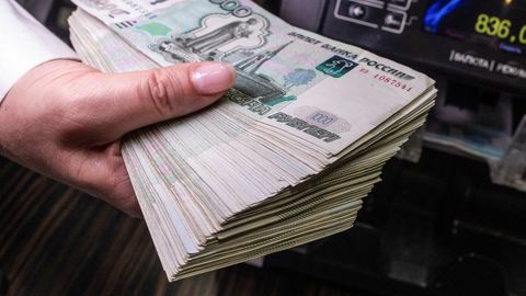 Raha otsas ⟩ Venelased tormasid rekordmahus ülikalleid mikrolaene võtma