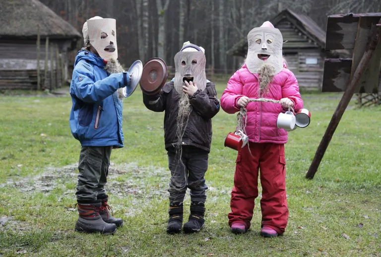 Mardisandid.