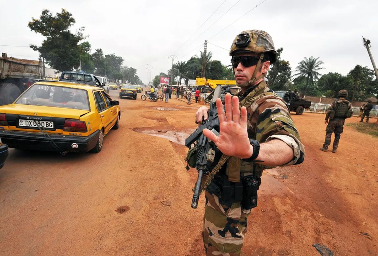 Töö, mida praegu teevad Kesk-Aafrika Vabariigis operatsioonil «Sangaris» teenivad sõdurid, peaksid osaliselt üle võtma Euroopa Liidu riikide üksused.