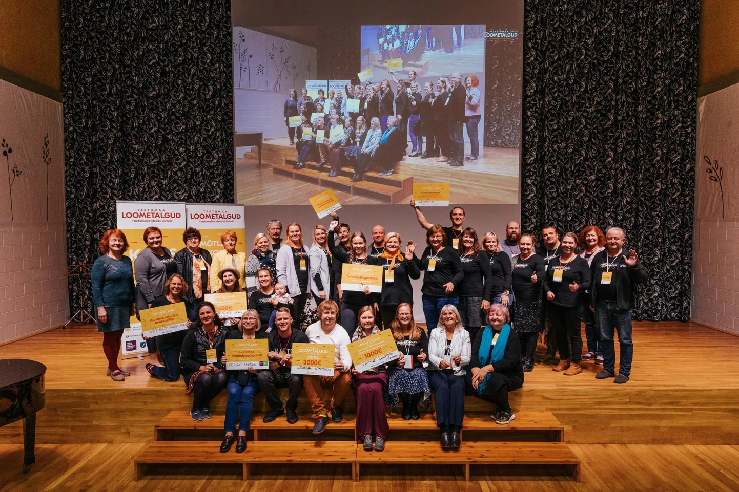 Kõrveküla koolimajas peetud Tartumaa teistele loometalgutele tulid nädalavahetuseks kokku aktiivsed inimesed, et muuta maakonna elu põnevamaks.