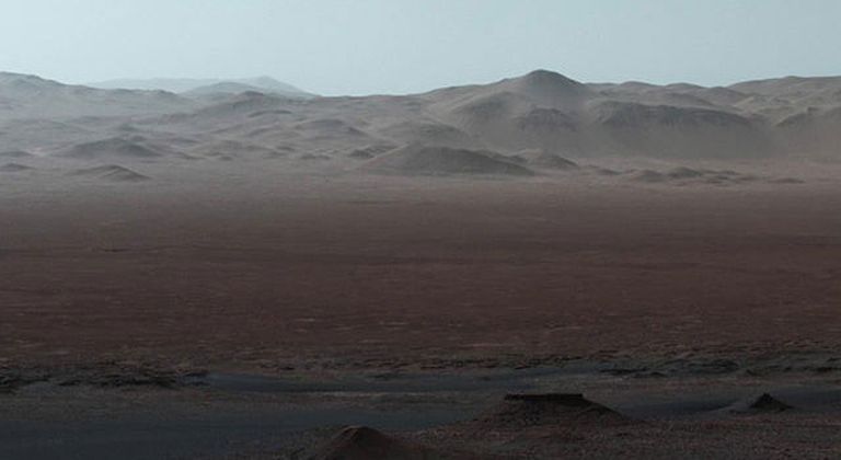 Lähem vaade Curiosity saadetud pildist