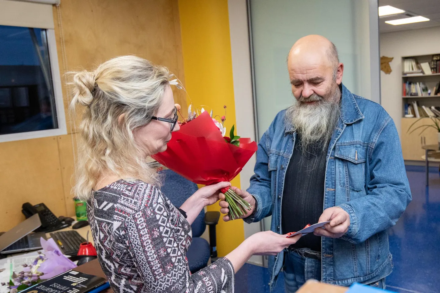 Toimetuse soovid ja sõnad andis Kristile kaasa ajakirjanik Andres Pulver.