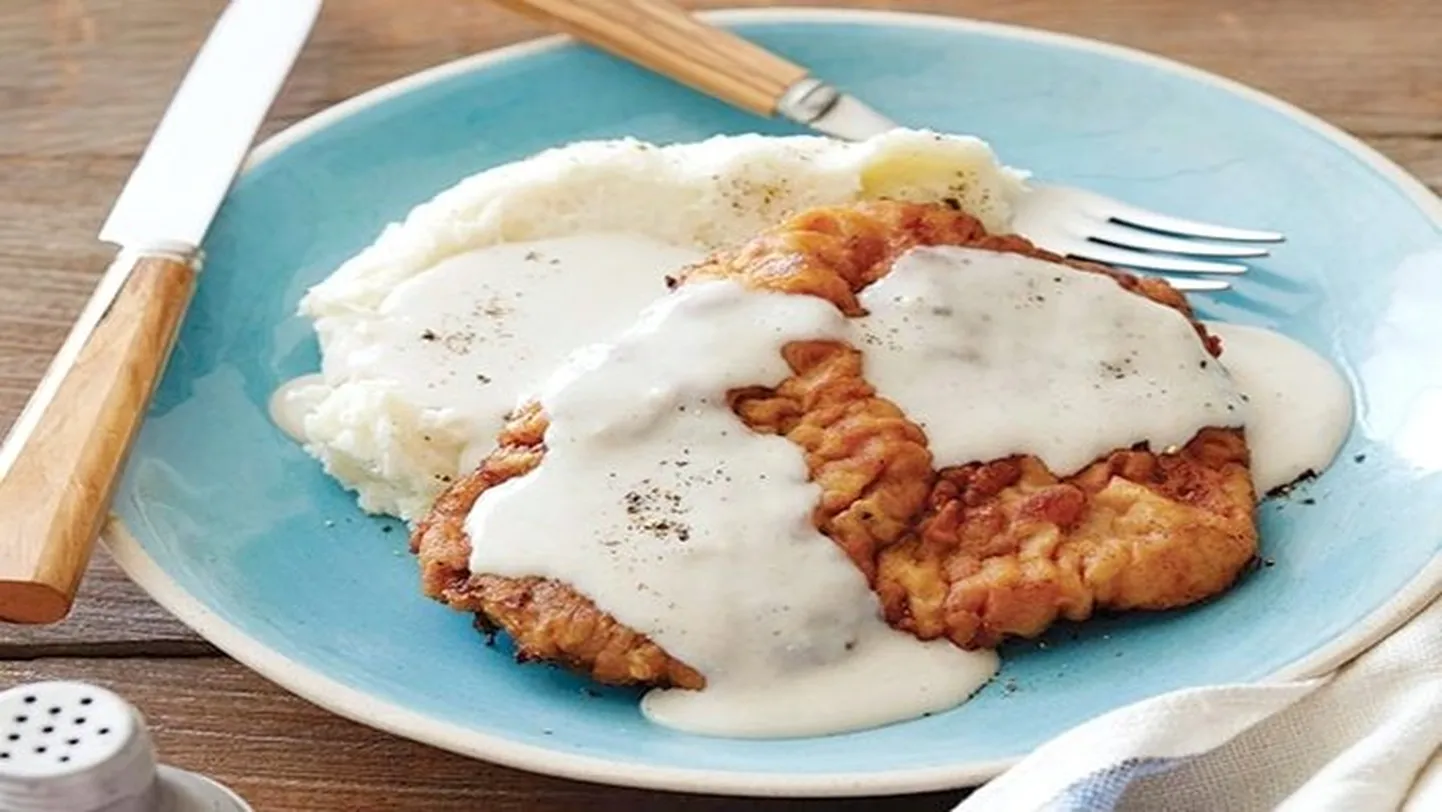 Chicken Fried Steak (Paneeritud ja õlis küpsetatud veisesteik) on tuntud kui Ameerika kaguosa esindusroog