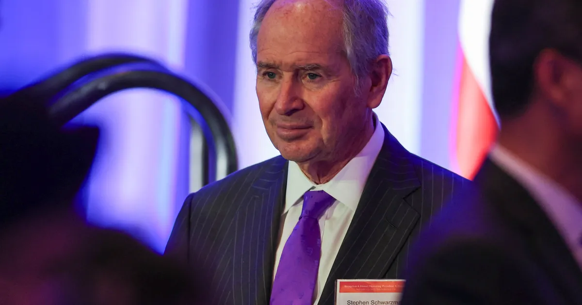 Luminori omanikfirma juht teenis eelmisel aastal miljard dollarit