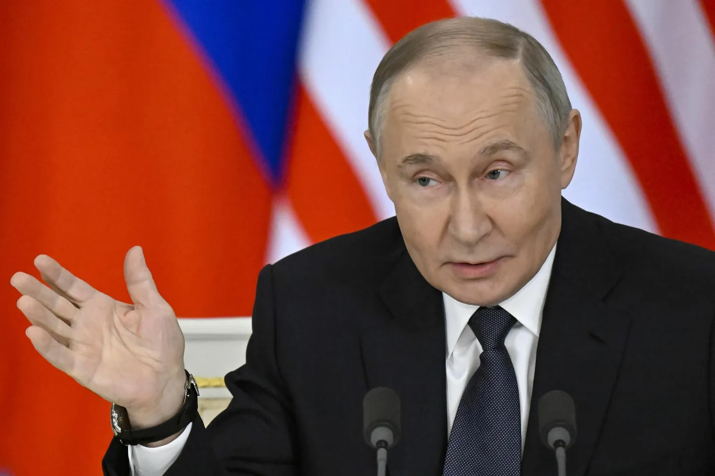 Venemaa riigipea Vladimir Putin kolmapäeval Moskvas ajakirjanike ees.
