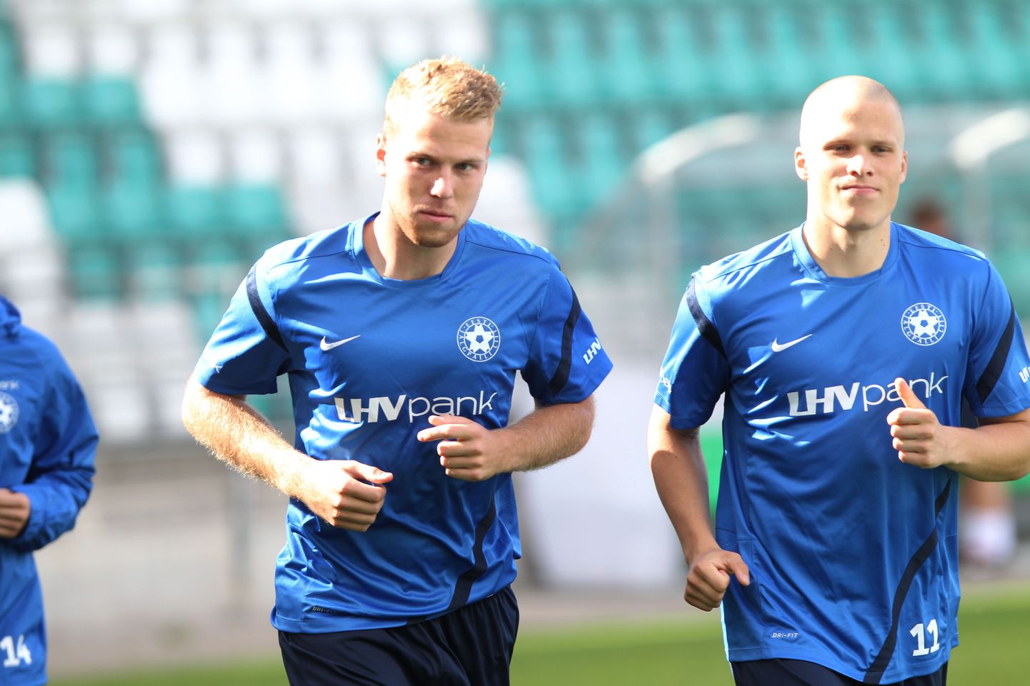 Eesti koondise ründajad Henri Anier ja Henrik Ojamaa treeningul.
