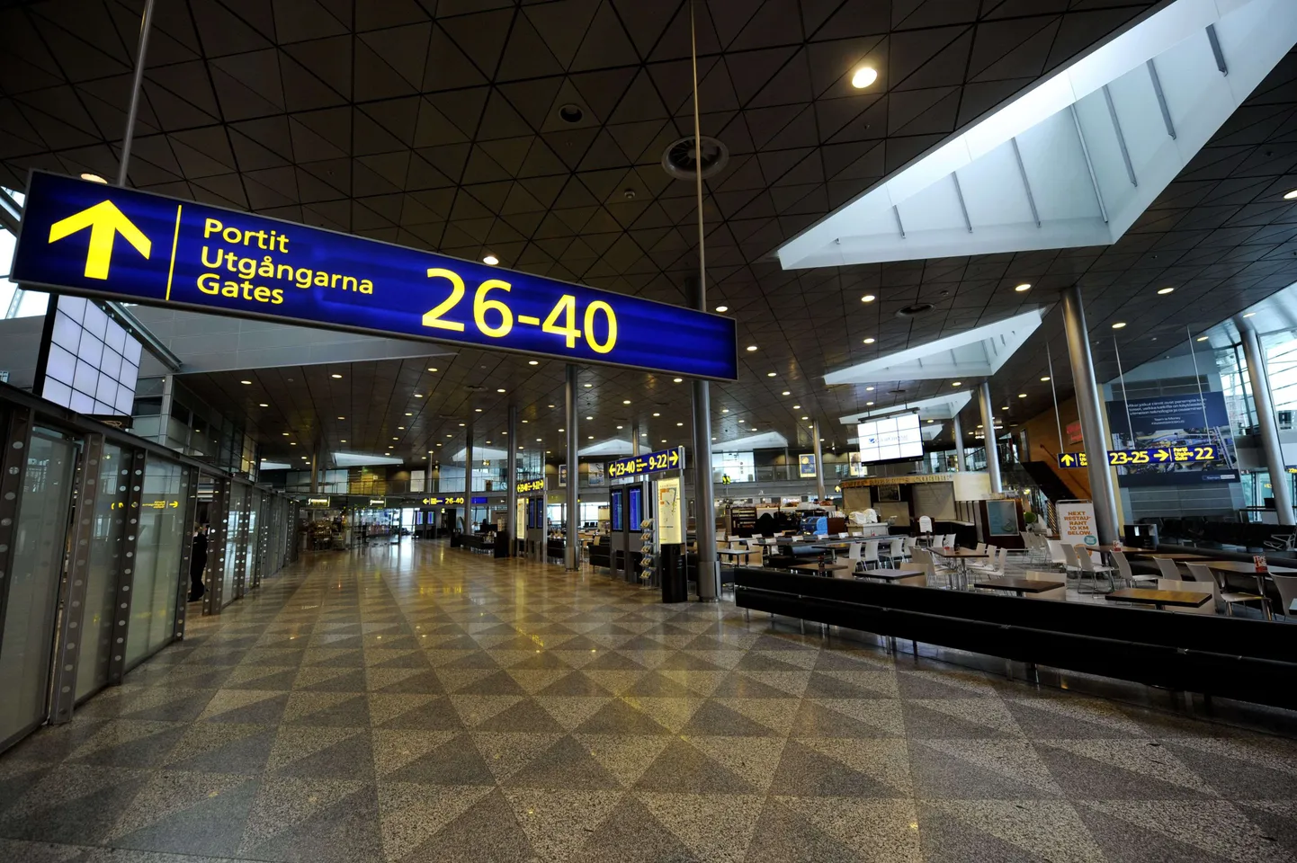 Helsingi Vantaa lennujaama reisiterminal