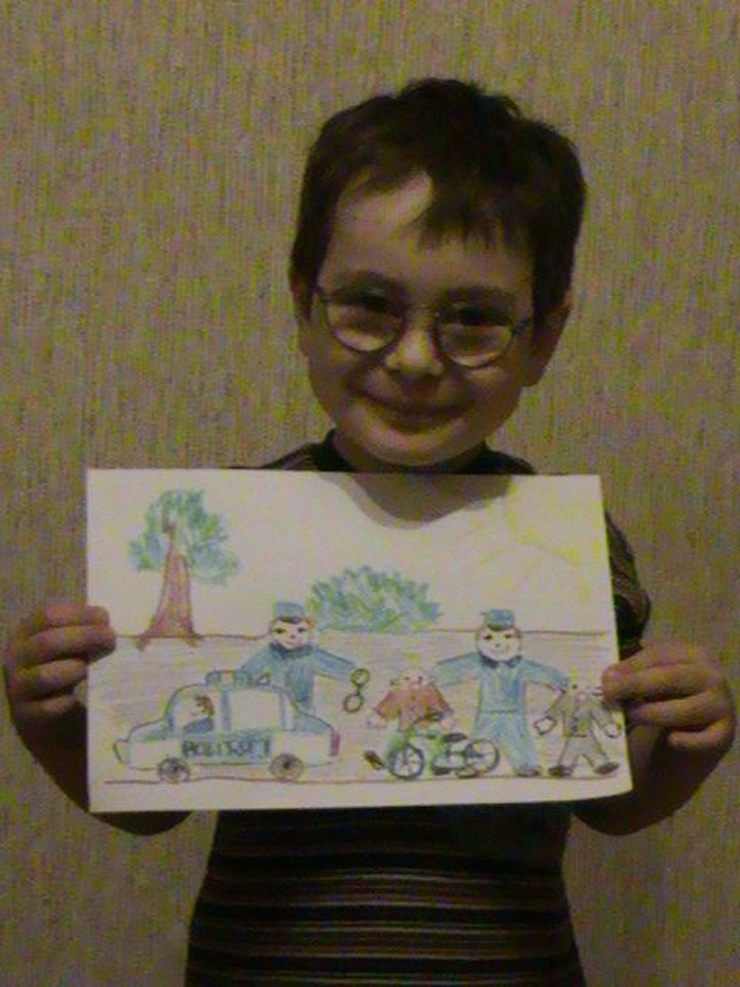 Oma jalgratta tagasi saanud viieaastane Artur kirjutas teda aidanud politseinikele tänukirja ning joonistas ka pildi.