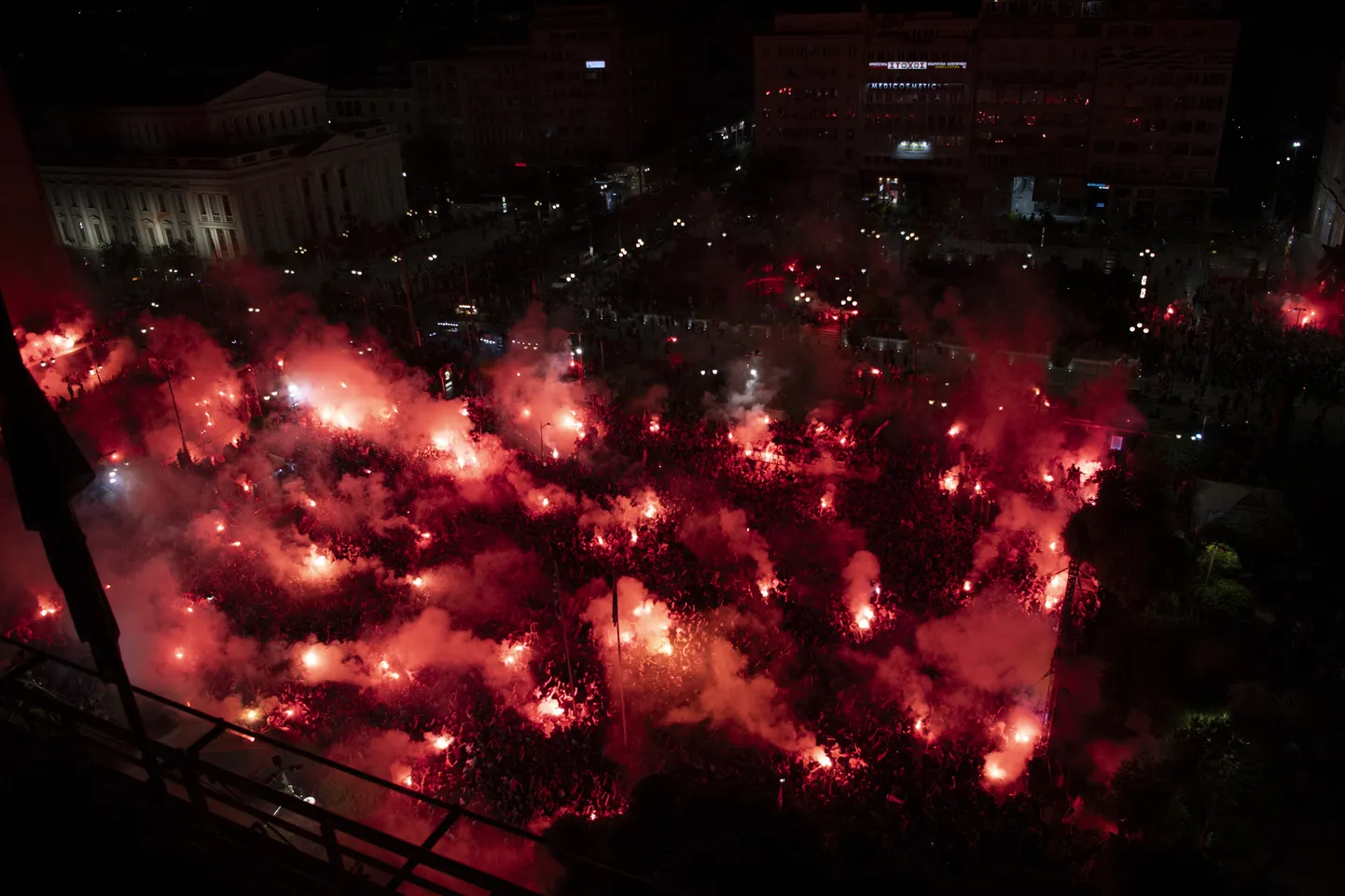 "Olympiacos" atbalstītāju svinības Grieķijā.