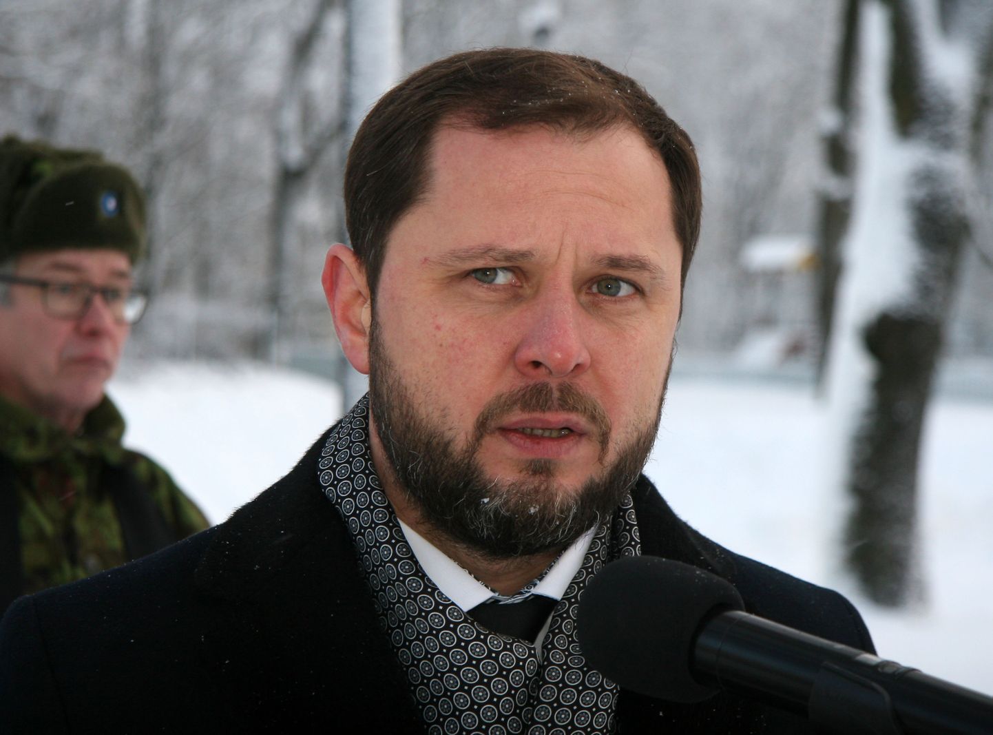 Алексей Наумкин не исключает, что Йыхвиское волостное собрание еще нынче предпримет новую попытку выбрать почетного гражданина.
