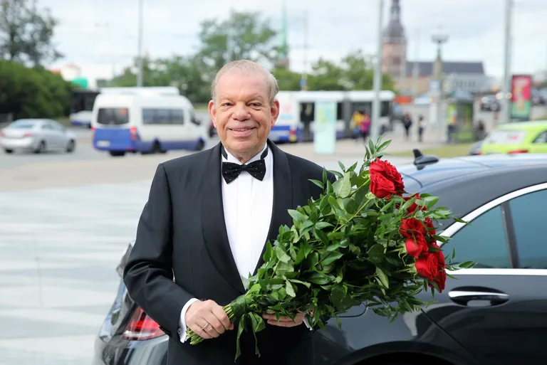 AS "Grindeks" padomes priekšsēdētājs Kirovs Lipmans.