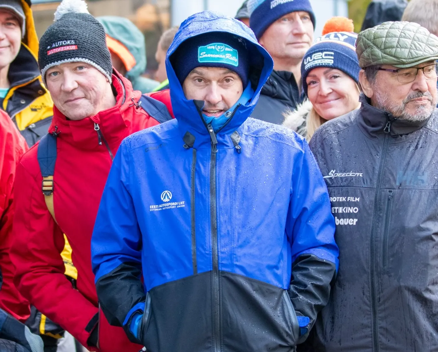 Kuldar Sikk (keskel) kaks nädalat tagasi Saaremaa rallil.
