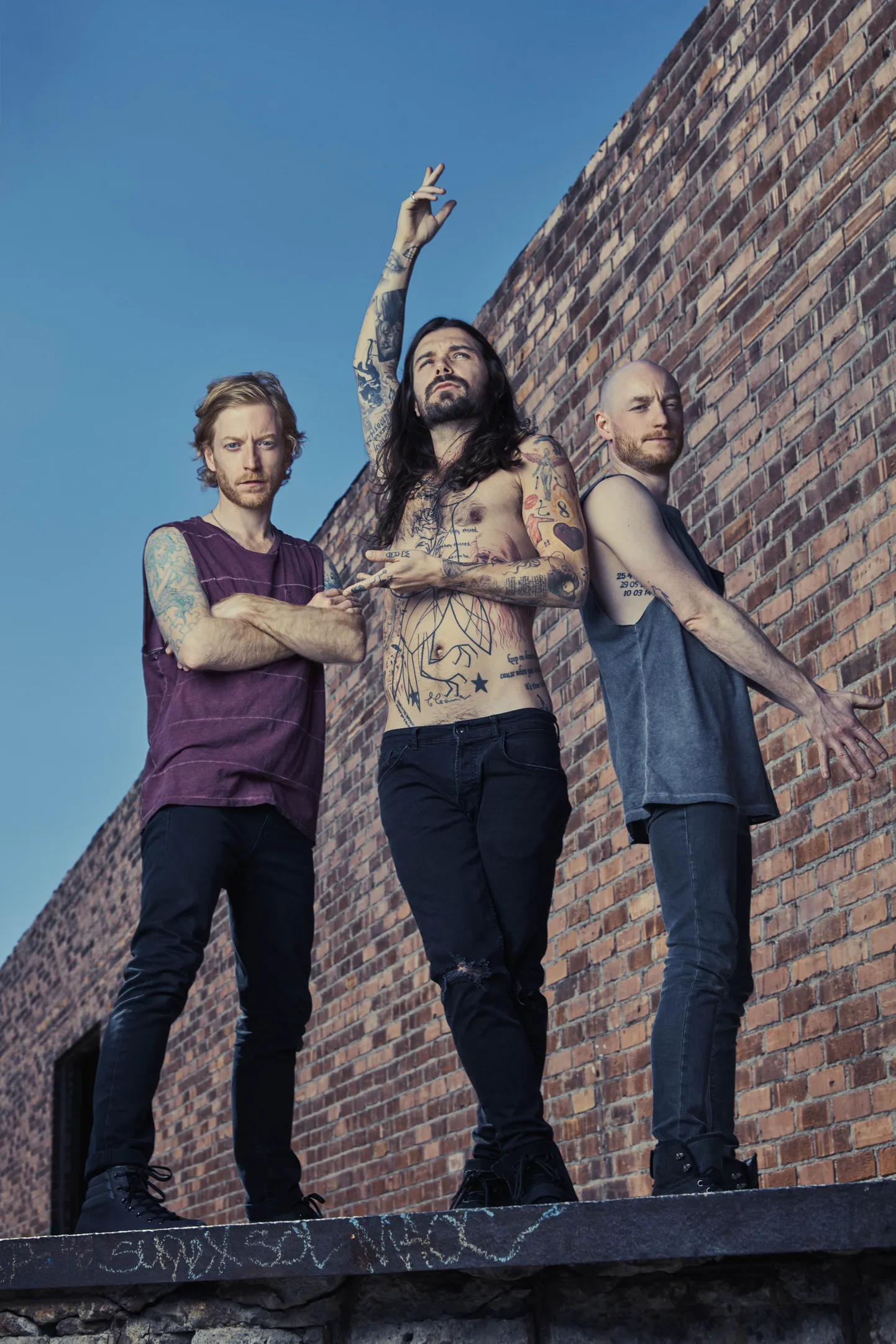 Biffy Clyro. Vasakult James Johnston, Simon Neil ja Ben Johnston