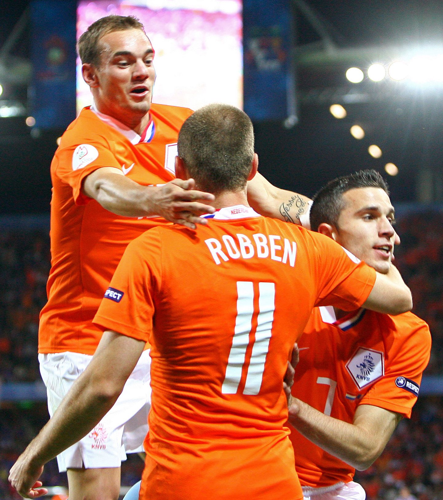 Hollandi jalgpallikoondis purustas Prantsusmaa 4:1.