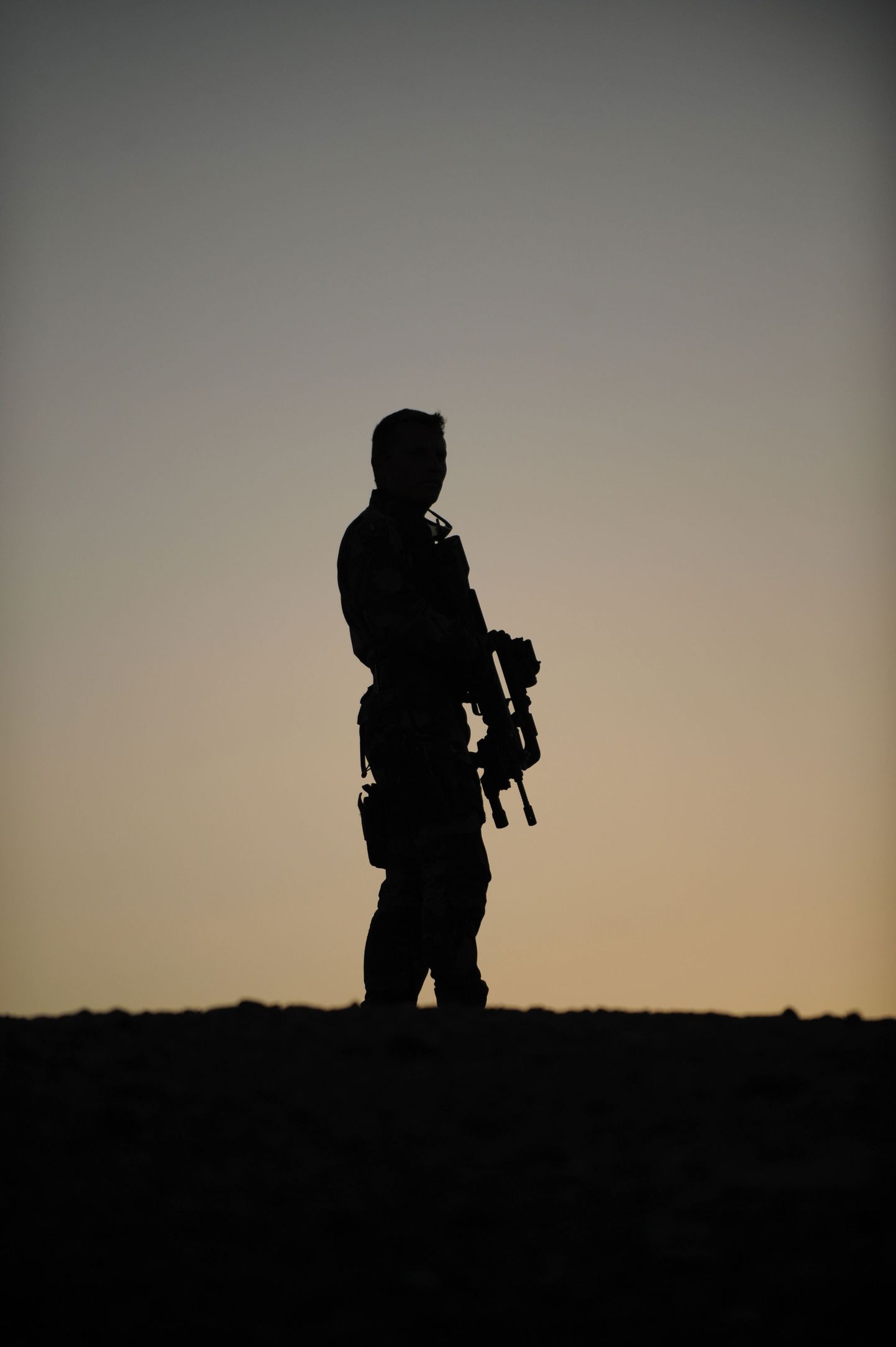 USA sõdur sõdib Talibani vastu  roosas aluspesus