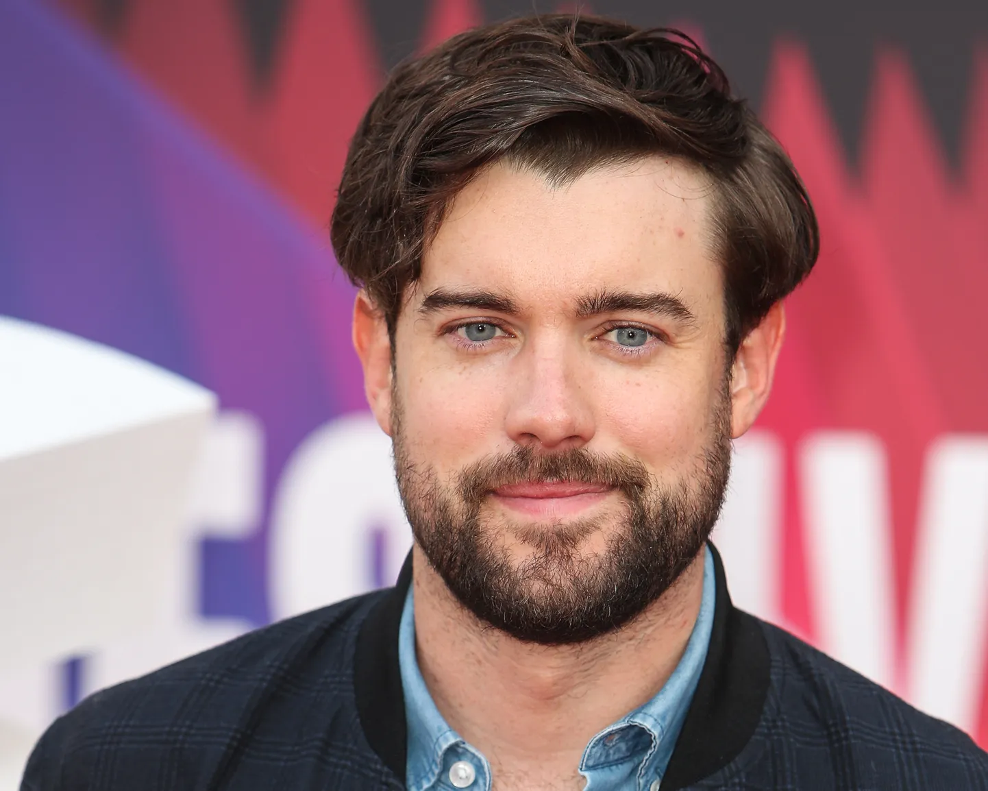 Koomik Jack Whitehall.