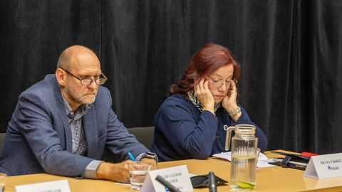 VALIMISTE SEIS ⟩ Valitsuserakond jääb volikogudest välja, kaks erakonda saaksid teha kindla koalitsiooni