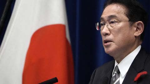 Jaapani peaminister kutsus suurendama sõjalist võimekust