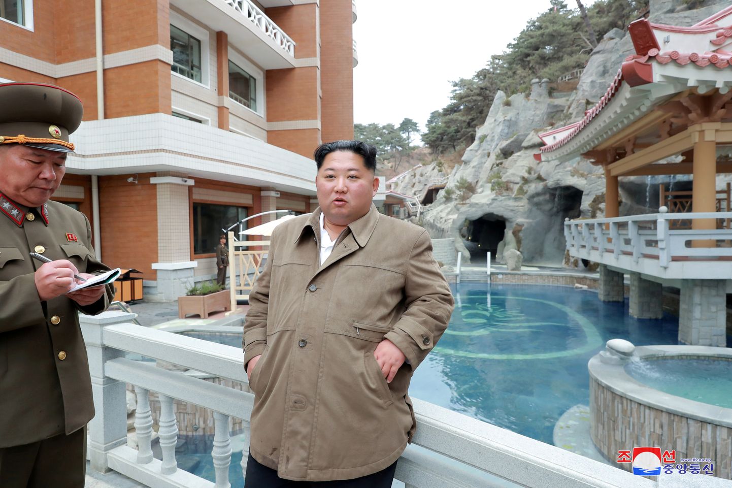 Põhja-Korea liider Kim Jong-un  külastas detsembris avatavat Yangdoki kuumaveeallikate kuurortit