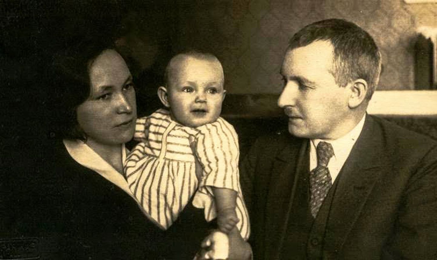 VASSILI abikaasa Alice´i ja tütar Mariaga 1930. aastate lõpus.