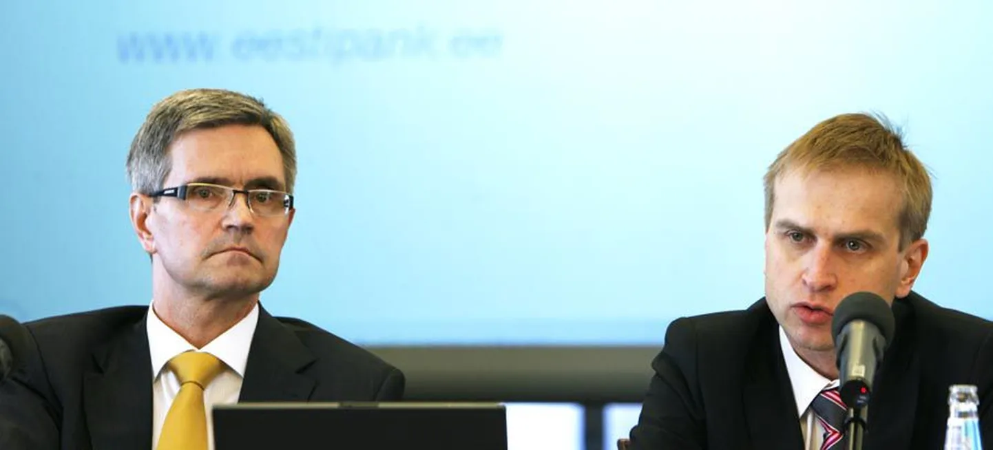 Eesti Panga president Andres Lipstok (vasakul) esitas asepresidendid Märten Rossi (paremal) ja Rein Minka uueks ametiajaks, kuid panga nõukogu ei kinnitanud neid.