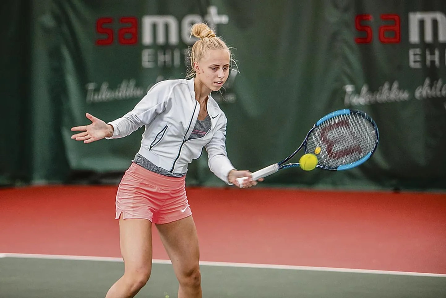 Edukas noortennisist Lissi Kubre ei kujuta elu ­ette ilma tennisemänguta. “Tavaline elu tunduks lihtsalt igav,” ­sõnas ta.