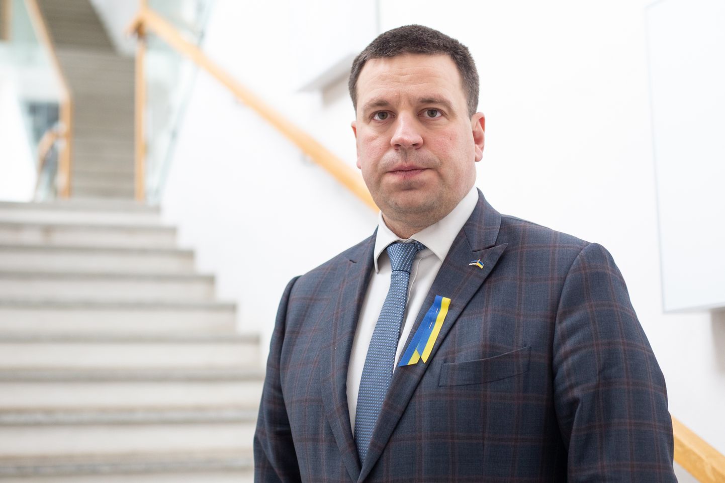 Юри Ратас надеется, что общество Эстонии не расколется из-за войны в Украине, и для этого советует людям следить за достоверными информационными каналами.